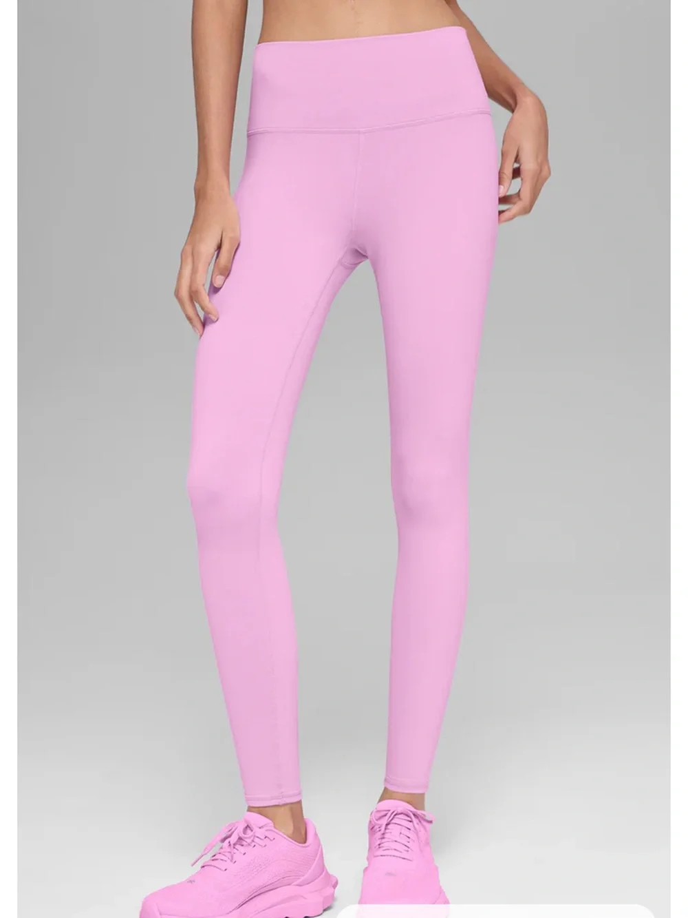 ALO Yoga High-Waist Airbush Legging in Candy Heart Pink
